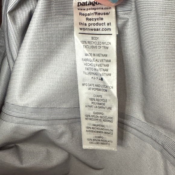 Patagonia Plum Brown Torrentshell 3L  Rain Jacket - Picture 4 of 10